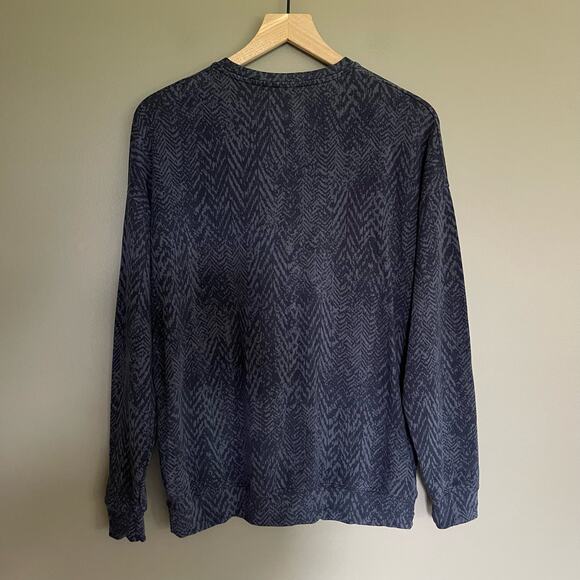 ATHLETA STUDIO TO‎ STREET PRINT SWEATSHIRT Navy Medusa Size Small Blue Black - Picture 11 of 16